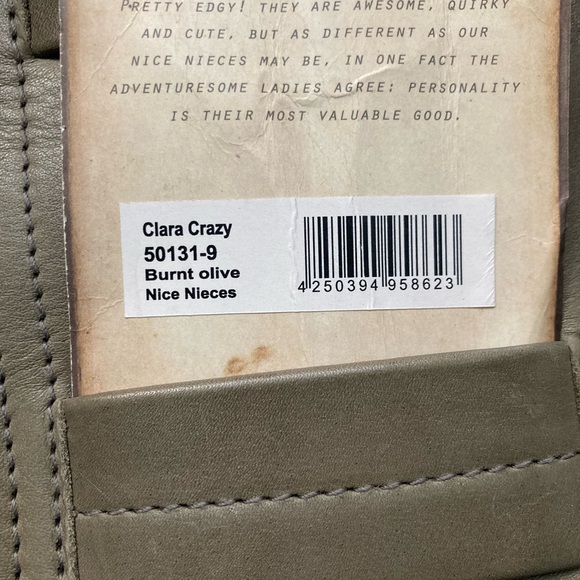 Clara Crazy - Brunt Olive | Aunts and Uncles Mini Purse - Picture 8 of 8